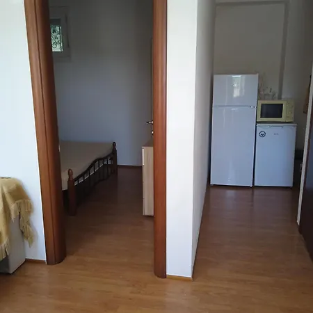 Michail 2 Apartman *